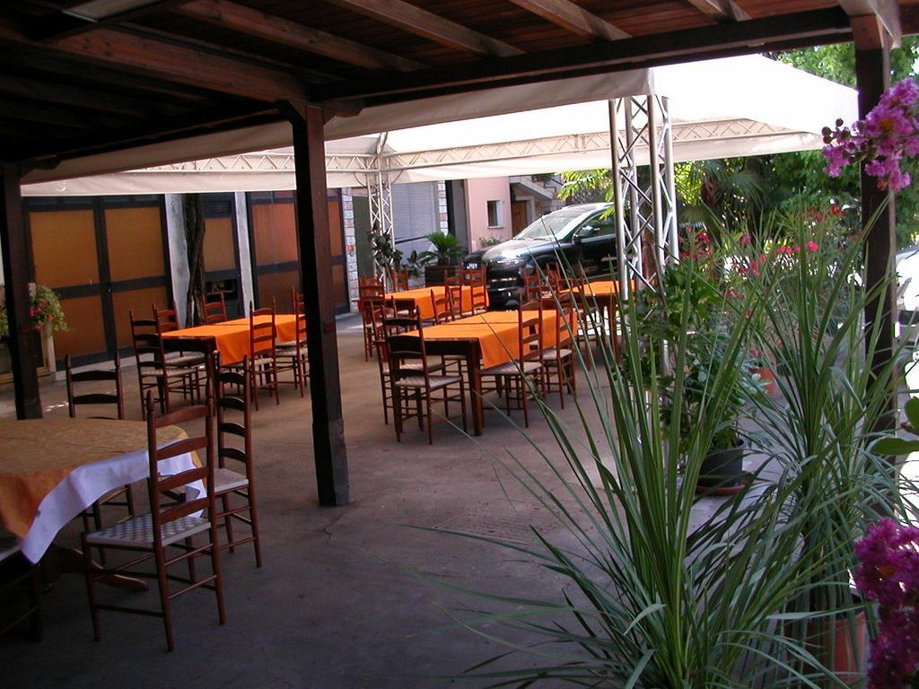 Albergo Ristorante Da Felice Loria Zewnętrze zdjęcie