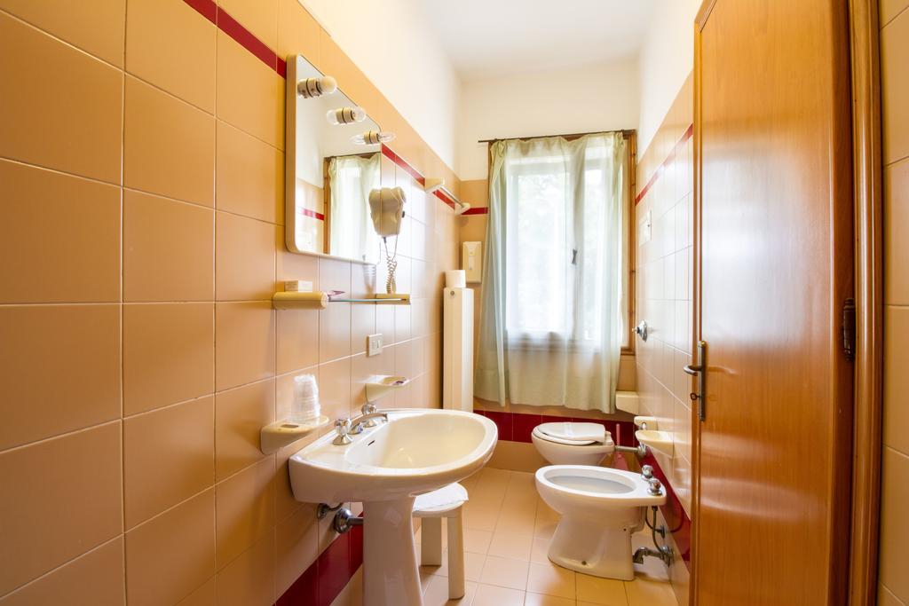 Albergo Ristorante Da Felice Loria Zewnętrze zdjęcie